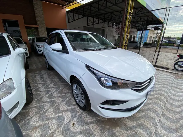 Carro Fiat Cronos 2025 Drive 1.0