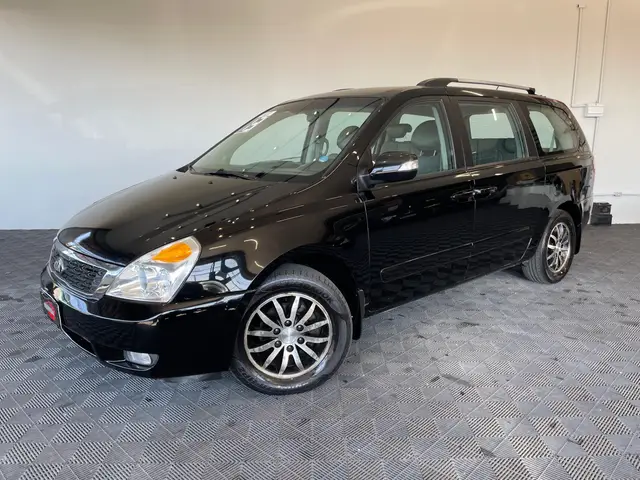 Carro Kia Carnival 2013 3.5 V6 EX V295