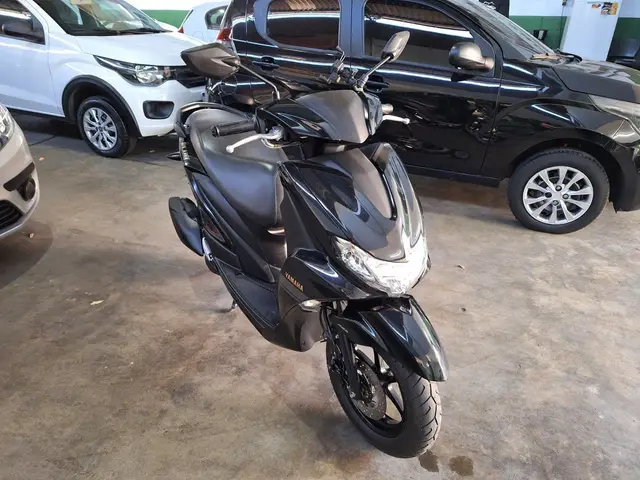 Moto Yamaha Fluo 2024 ABS