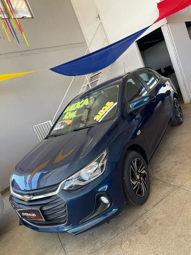 Carro Chevrolet Onix 2025 LT 1.0 Turbo