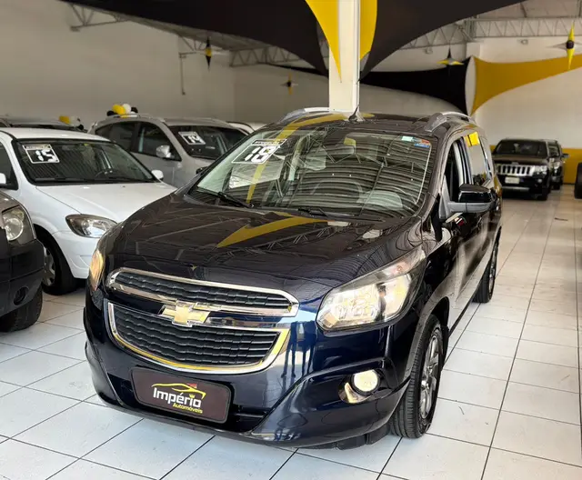 Carro Chevrolet Spin 2018 Advantage 5S 1.8 (Flex) (Aut)
