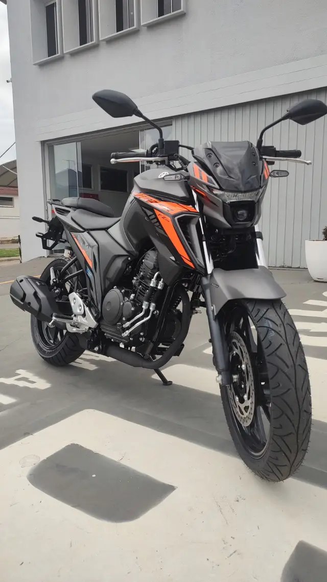Moto Yamaha Fazer FZ25 2025 Connected