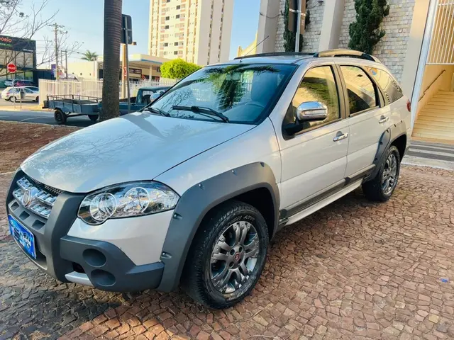 Carro Fiat Palio Weekend 2009 Adventure 1.8 8V (Flex)