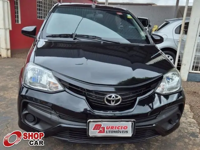 Carro Toyota Etios 2018 XS 1.5 (Flex)