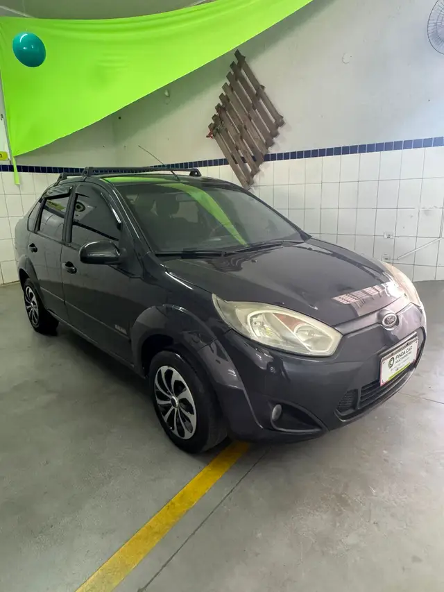 Carro Ford Fiesta Sedan 2012 1.6 (Flex)