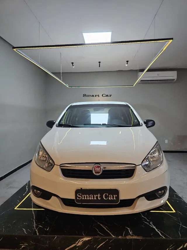 Carro Fiat Grand Siena 2016 Evo Attractive 1.4 8V (Flex)