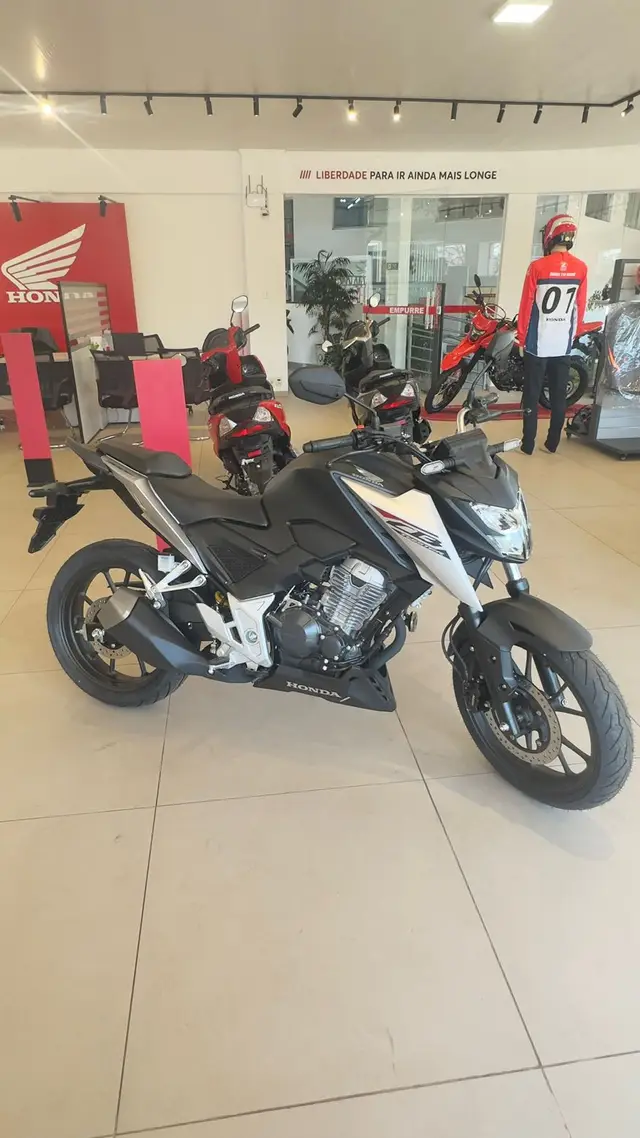 Moto Honda CB 300F Twister 2026 (CBS)