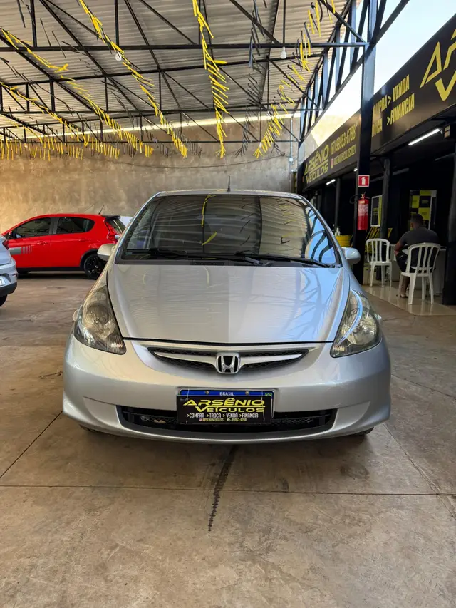 Carro Honda Fit 2008 LX 1.4