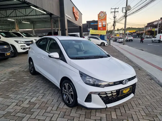 Carro Hyundai HB20S 2024 Comfort Plus 1.0 Turbo