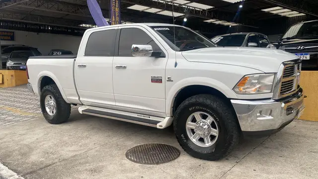 Carro Ram 2500 2012 2500 LARAMIE 6.7 TDI CD 4x4 Diesel
