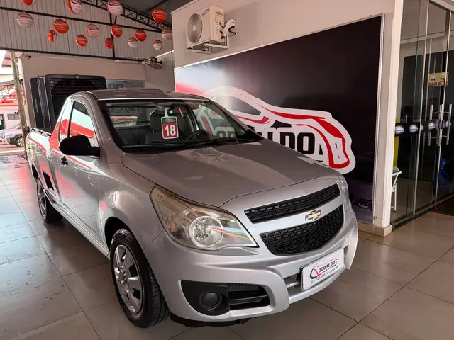Carro Chevrolet Montana 2018 LS 1.4 (Flex)