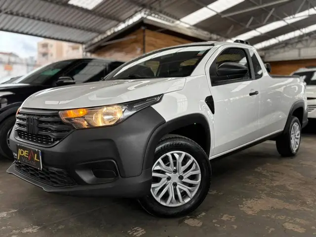 Carro Fiat Strada 2023 Endurance 1.4 Cabine Plus (Flex)