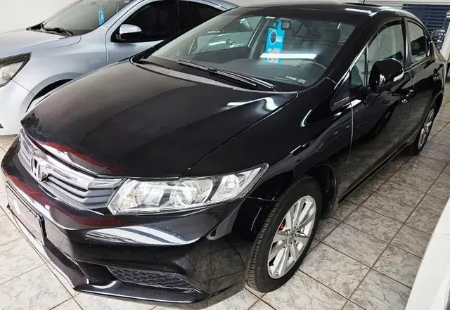 Carro Honda Civic 2013 New  LXL 1.8 16V i-VTEC (Flex)