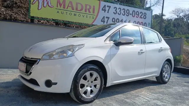 Carro Peugeot 208 2014 Active 1.5 8V (Flex)