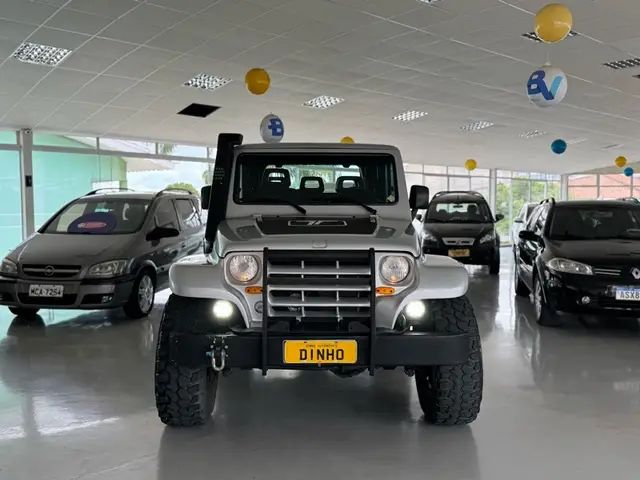 Carro Troller T4 2008 4x4 3.0 (teto lona)