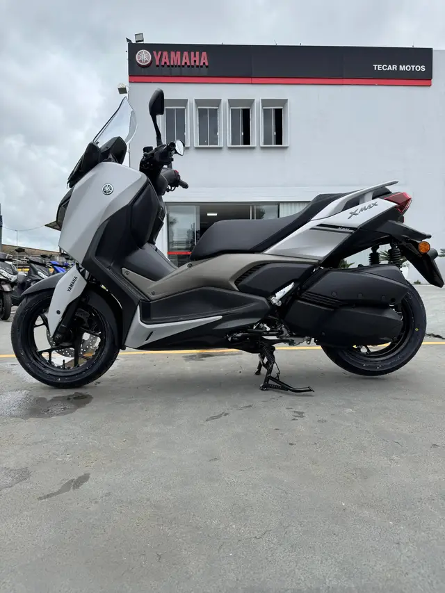 Moto Yamaha XMax 2025 250 Connected