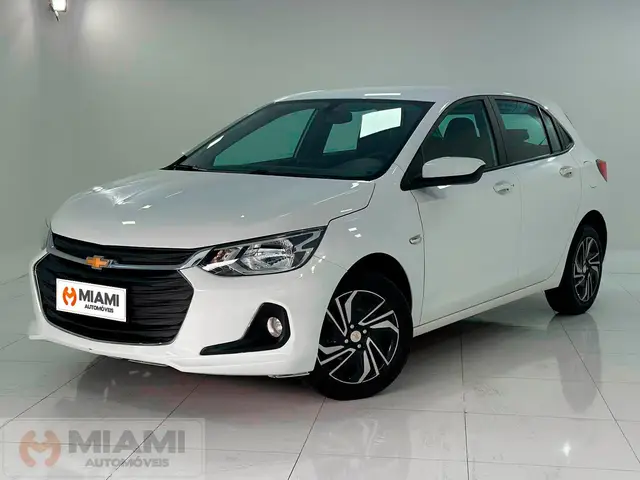 Carro Chevrolet Onix 2025 LT 1.0