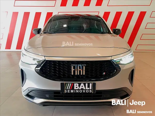 Carro Fiat Fastback 2025 Limited Edition