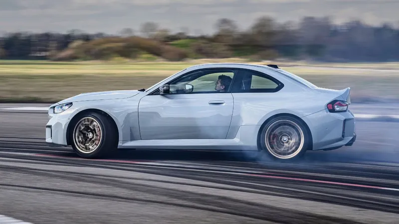 A eletrônica estragou os carros? 