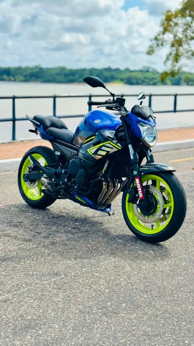 Moto Yamaha XJ6 N 2018 XJ6 N 600 (ABS)