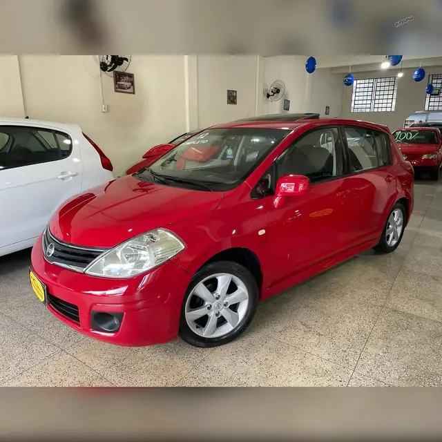 Carro Nissan Tiida 2012 SL 1.8 (flex)