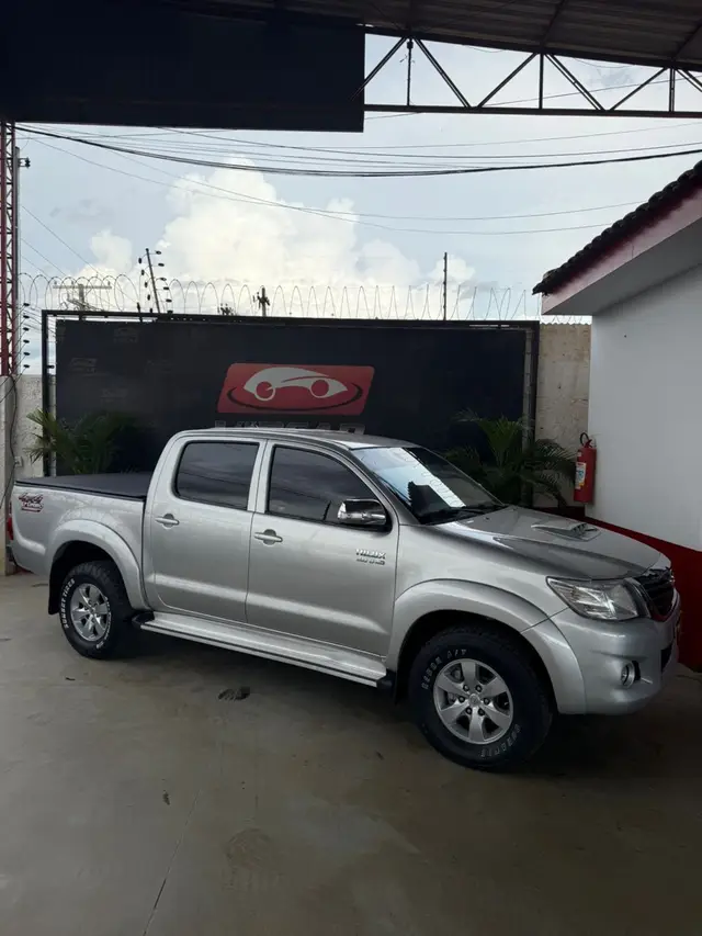 Carro Toyota Hilux Cabine Dupla 2013 Hilux 3.0 TDI 4x4 CD SRV (Aut)