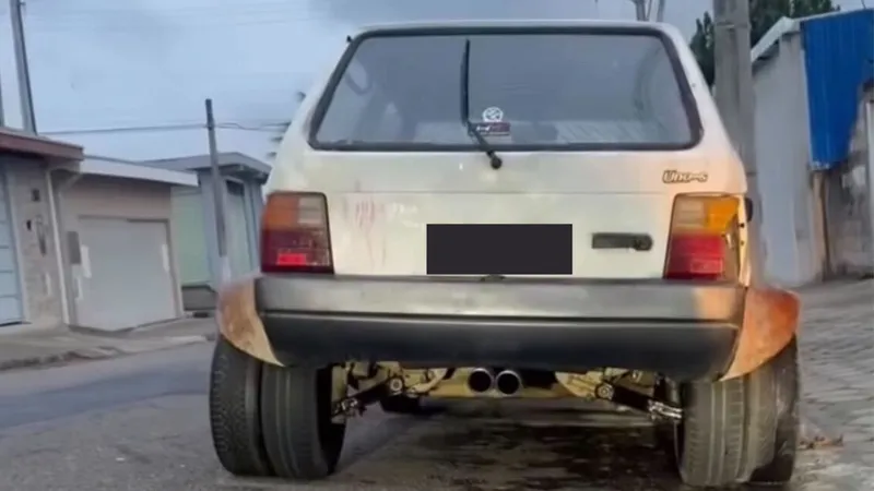 Esse mecânico colocou Supercharger de Mercedes no seu Uno S 1993