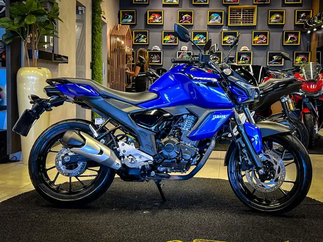Moto Yamaha Fazer FZ15 2023 ABS