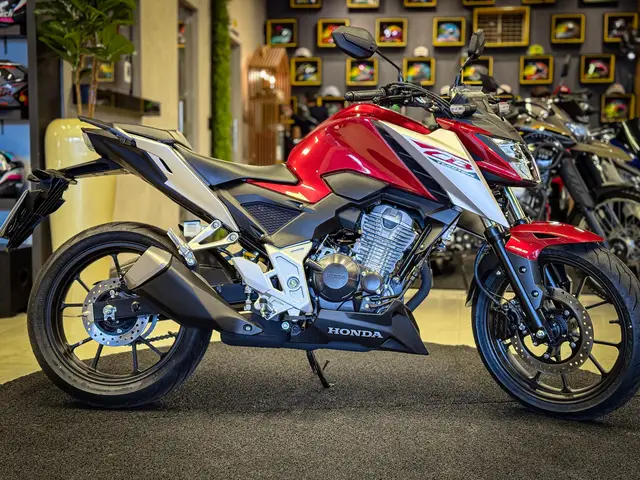 Moto Honda CB 300F Twister 2026 ABS