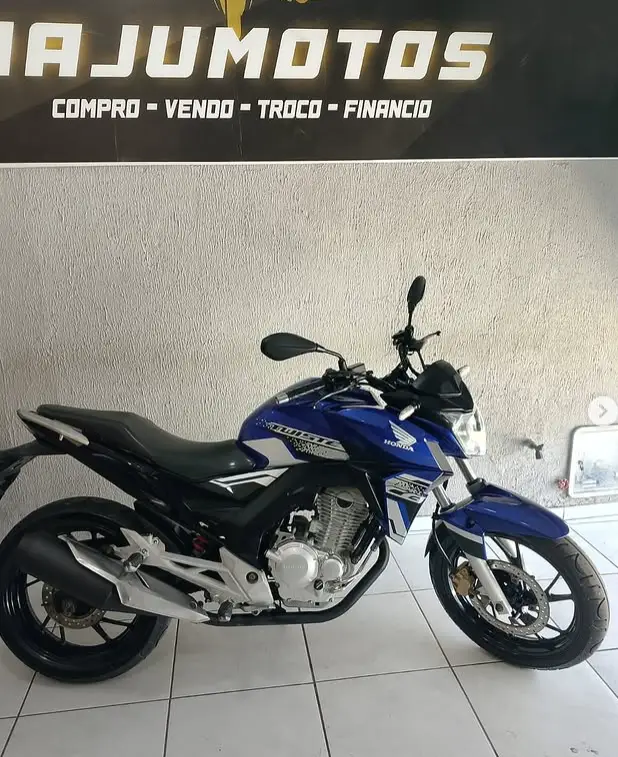 Moto Honda CB 300F Twister 2025 Standard