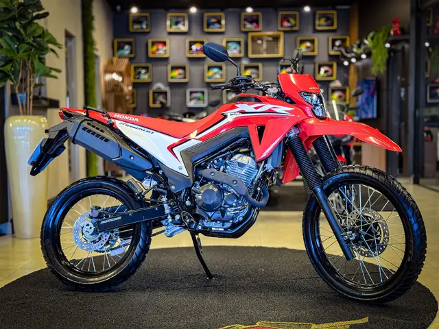 Moto Honda XR 300L 2026 Tornado