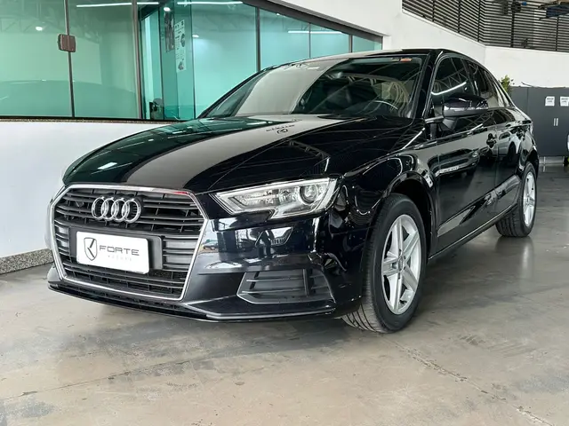 Carro Audi A3 2017 1.4 TFSI Ambiente Tiptronic (Flex)