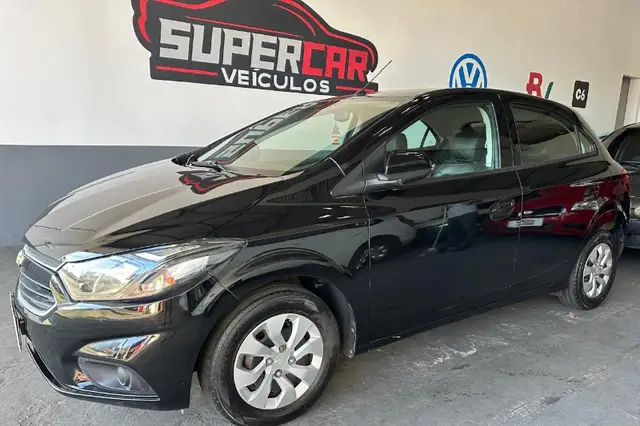 Carro Chevrolet Onix 2019 1.0 LT SPE/4