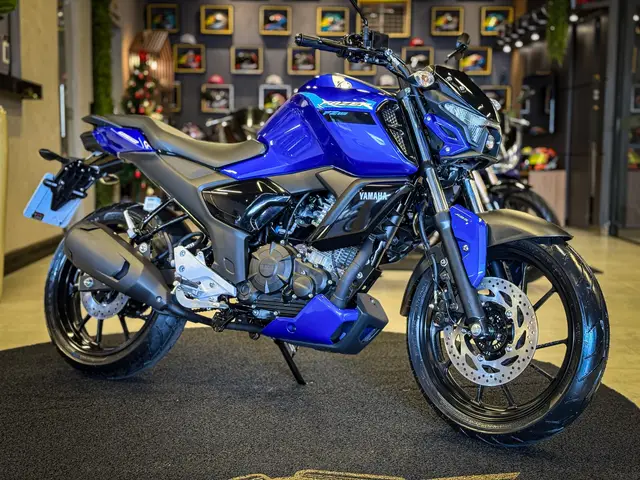 Moto Yamaha Fazer FZ15 2025 Connected