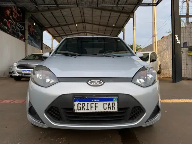 Carro Ford Fiesta Hatch 2012 1.0 (Flex)
