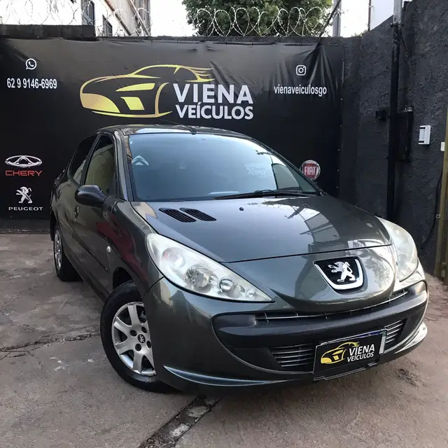 Carro Peugeot 207 2011 XR 1.4 (10 ANOS BRASIL)(Flex) 2p