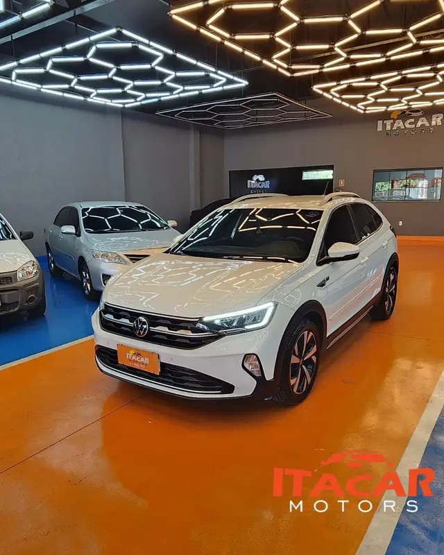 Carro Volkswagen Nivus 2023 Highline 200 TSI