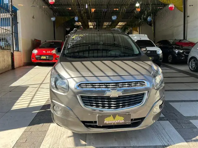 Carro Chevrolet Spin 2015 LT 5S 1.8 (Aut) (Flex)