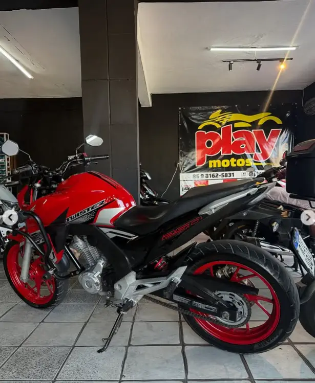 Moto Honda CB 250F Twister 2021 (CBS)