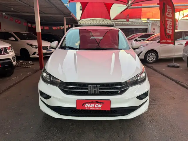 Carro Fiat Cronos 2024 Drive 1.3