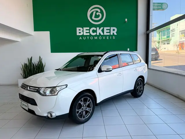Carro Mitsubishi Outlander 2014 2.0 16V CVT