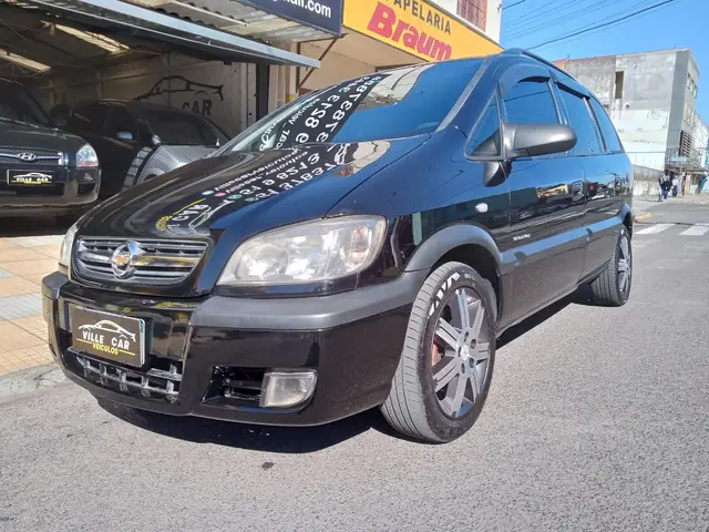 Carro Chevrolet Zafira 2012 Elegance 2.0 (Flex) (Aut)