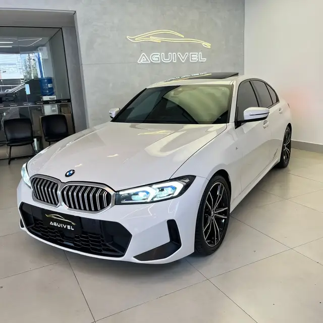 Carro BMW 320i 2023 M Sport 2.0 Turbo (Aut.)