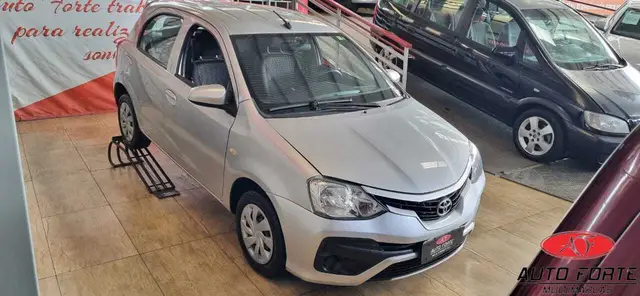 Carro Toyota Etios 2019 X 1.3 (Flex)