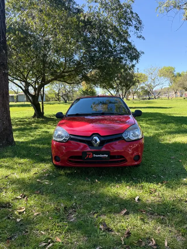 Carro Renault Clio 2014 Hatch. RN 1.0 16V