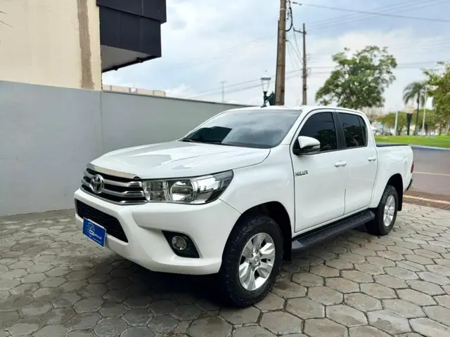 Carro Toyota Hilux Cabine Dupla 2018 Hilux 2.7 SRV CD 4x2 (Flex) (Aut)
