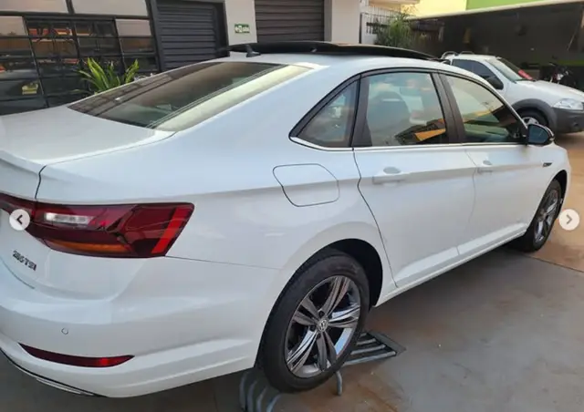 Carro Volkswagen Jetta 2020 1.4 250 TSI R-Line