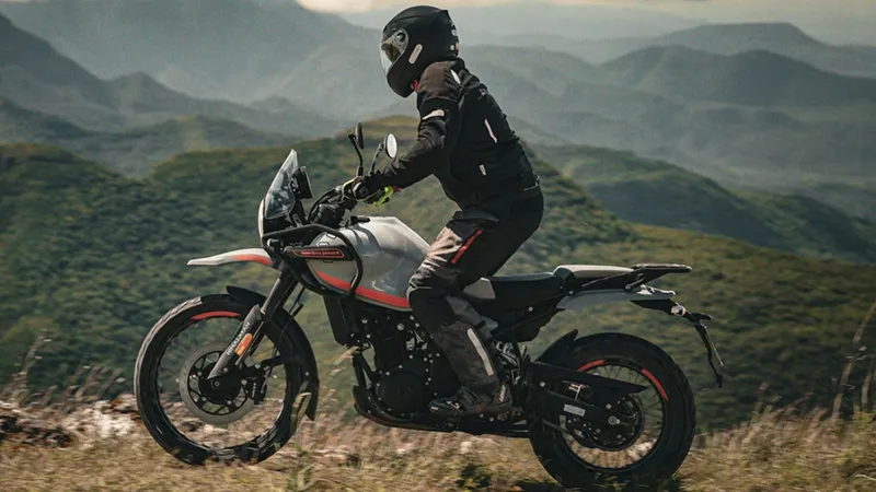 Royal Enfield Himalayan 450: 5 motivos para comprar e 5 motivos para não comprar