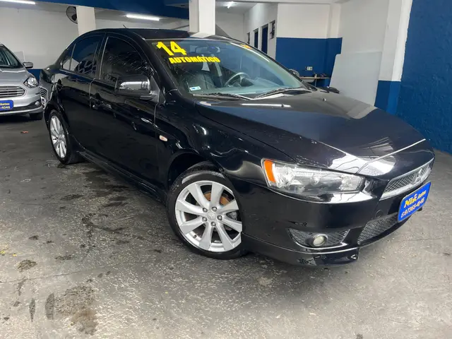 Carro Mitsubishi Lancer 2014 2.0 16V