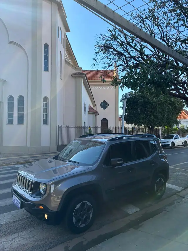 Carro Jeep Renegade 2021 1.8 4x2 (Aut) (Flex)